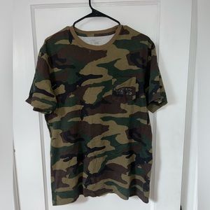 Vans camo pocket tee